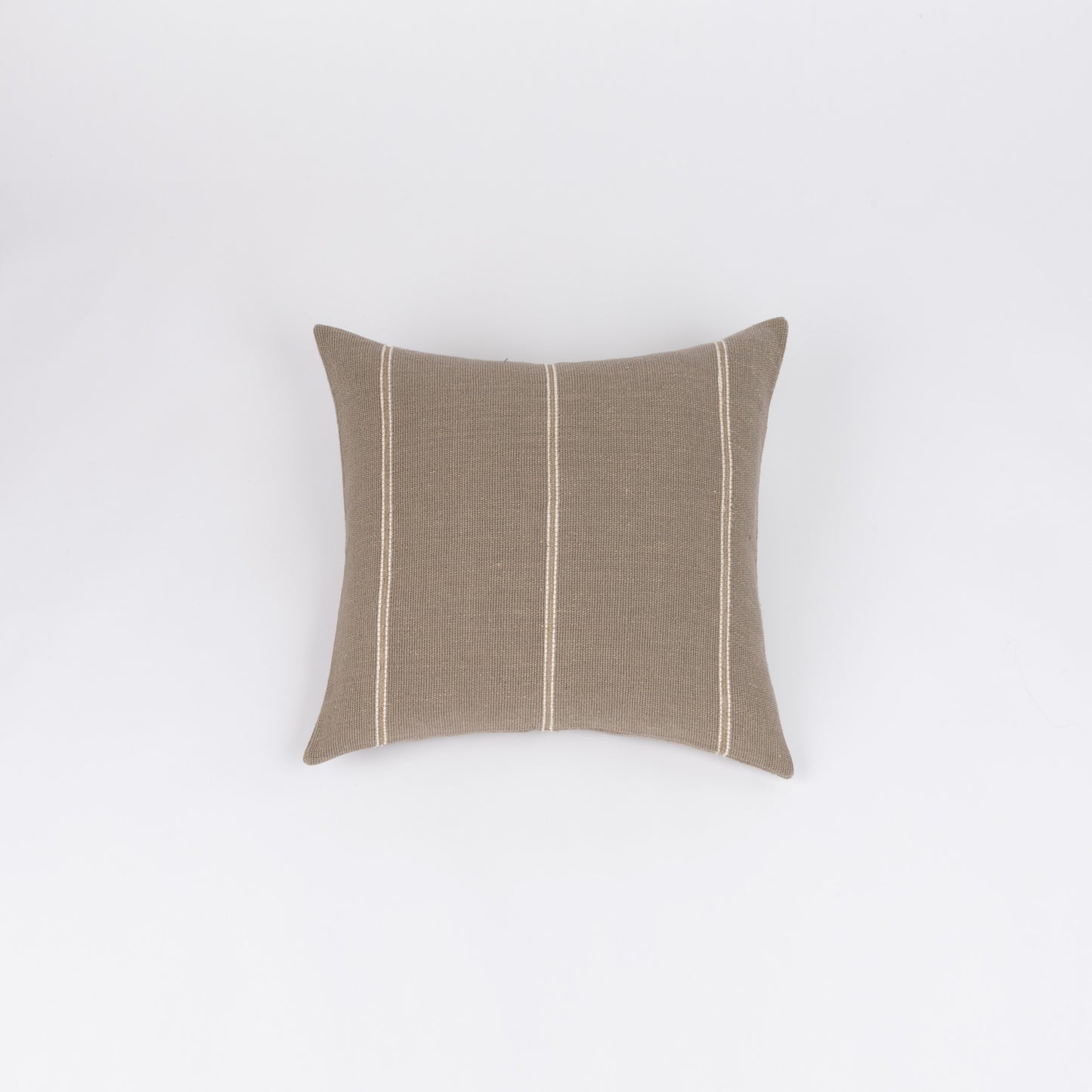 Rhodes Coverlet / Sham