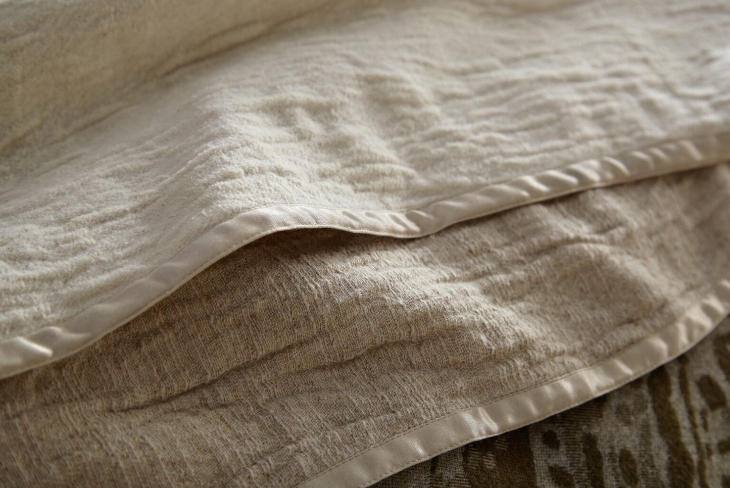 Basey Coverlet / Sham