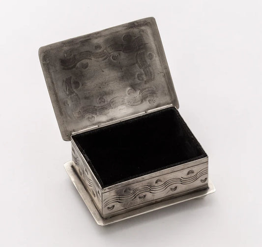 RECTANGLE BOX W- TRIANGLE TURQ.