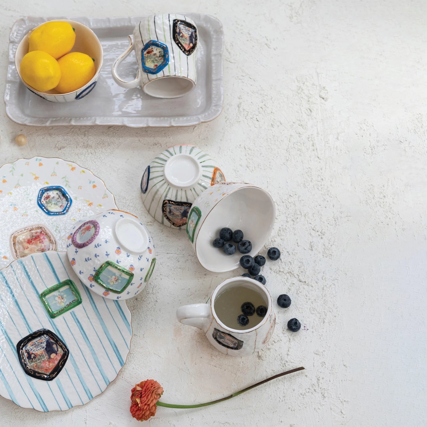 Embossed Hand-Painted Bowl with Gold Electroplating, 4 Styles