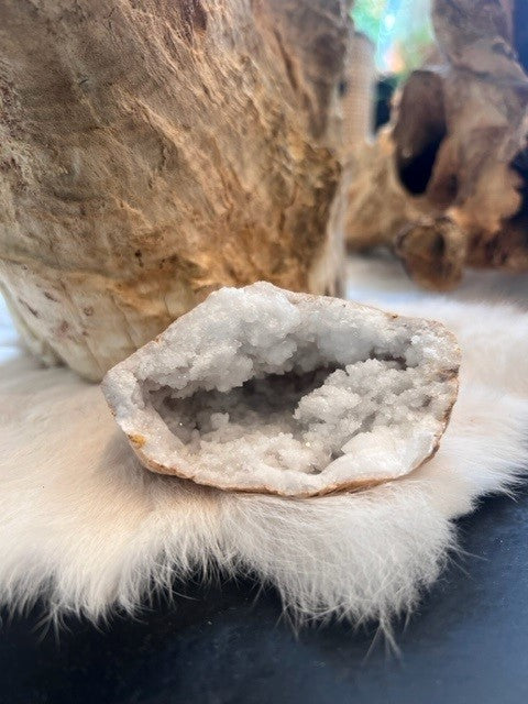Geode Cracked Rock