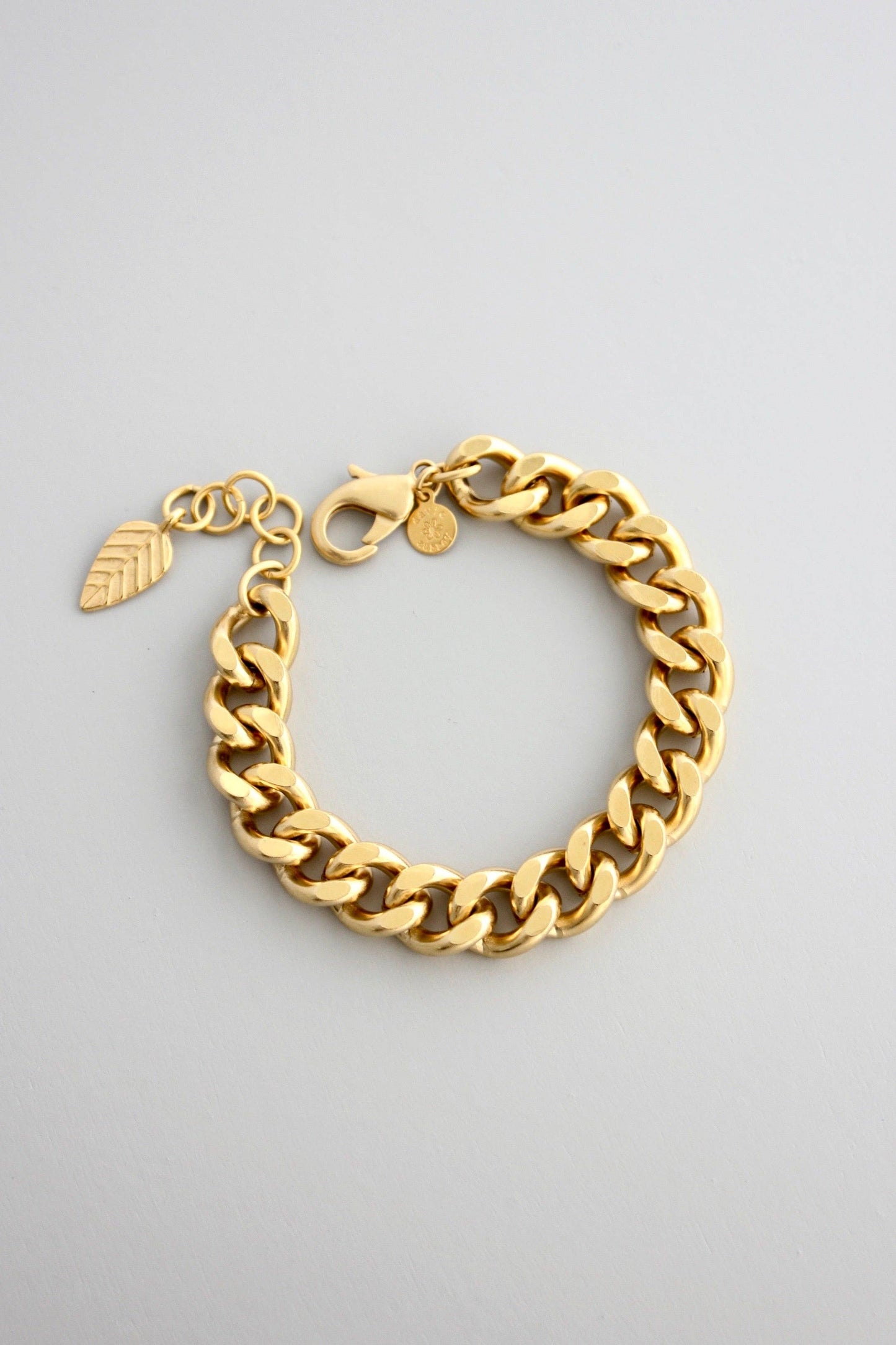 18k matte gold curb chain bracelet