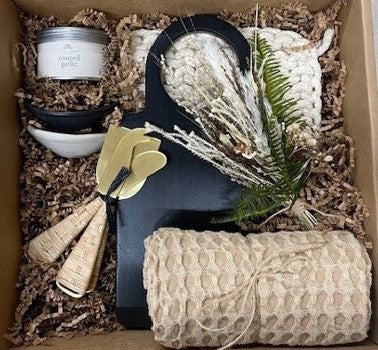 Garlic Salt & Serving Board Gift Box