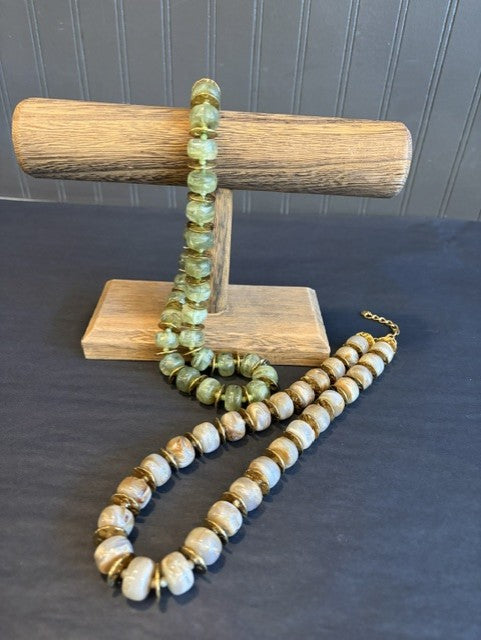 marbled beaded necklace