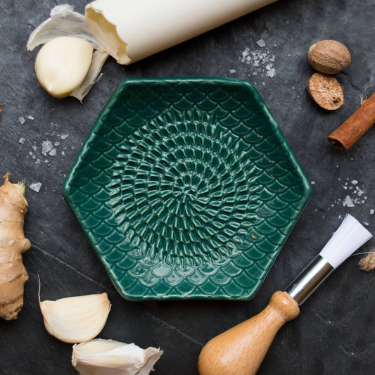 Emerald Green 3 Piece Set: Ceramic Grater, Peeler, Brush