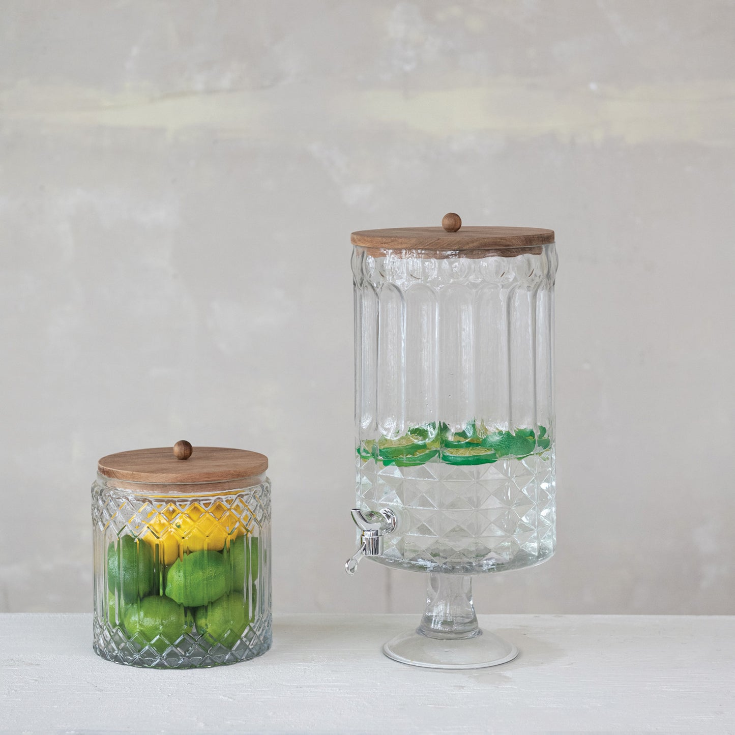 3-1/2 Quart Cut Glass Jar with Acacia Wood Lid, Natural