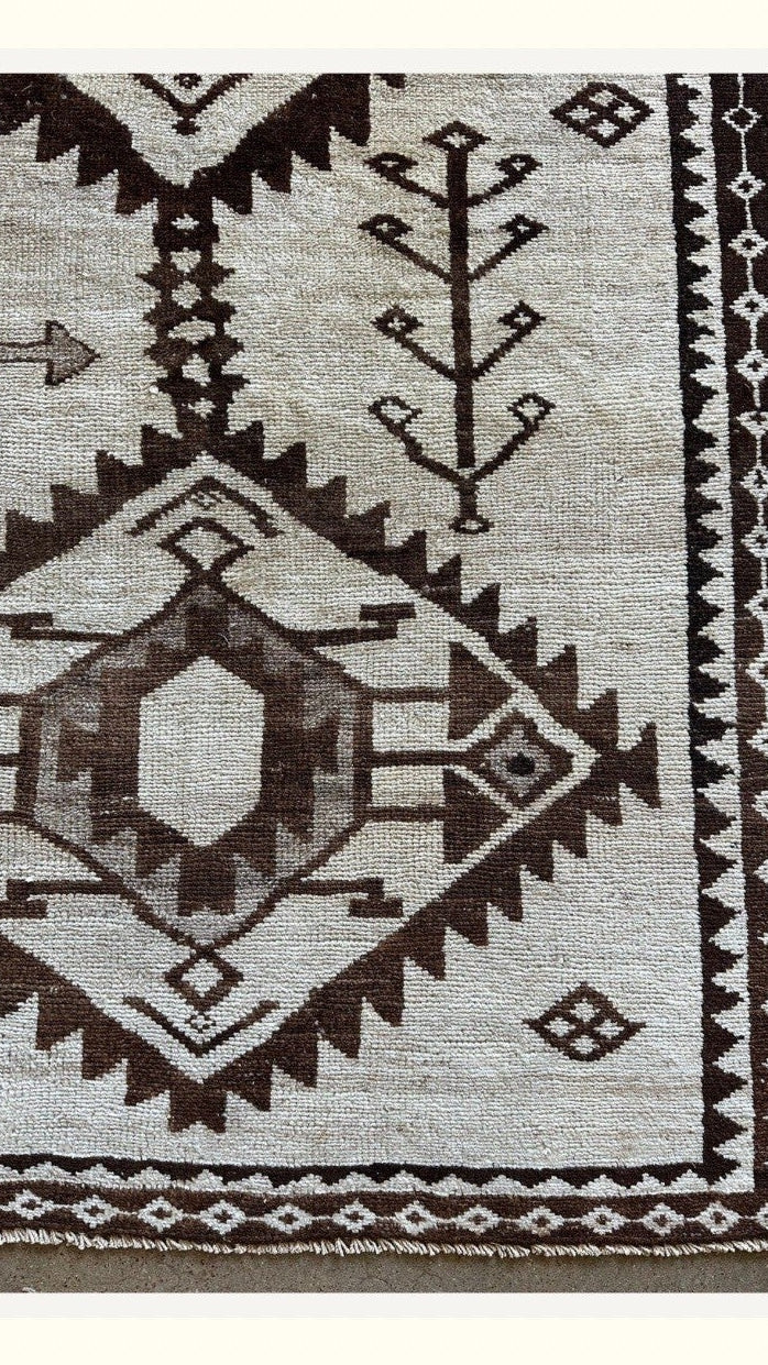 Vintage Rug- Brown/ Tan Aztec