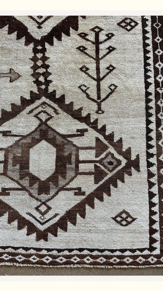 Vintage Rug- Brown/ Tan Aztec
