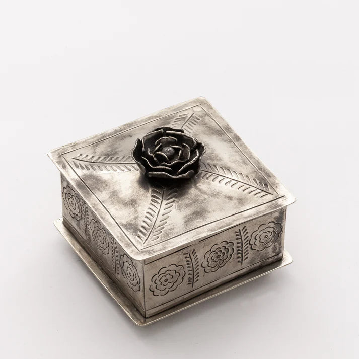 SQUARE ROSE BOX