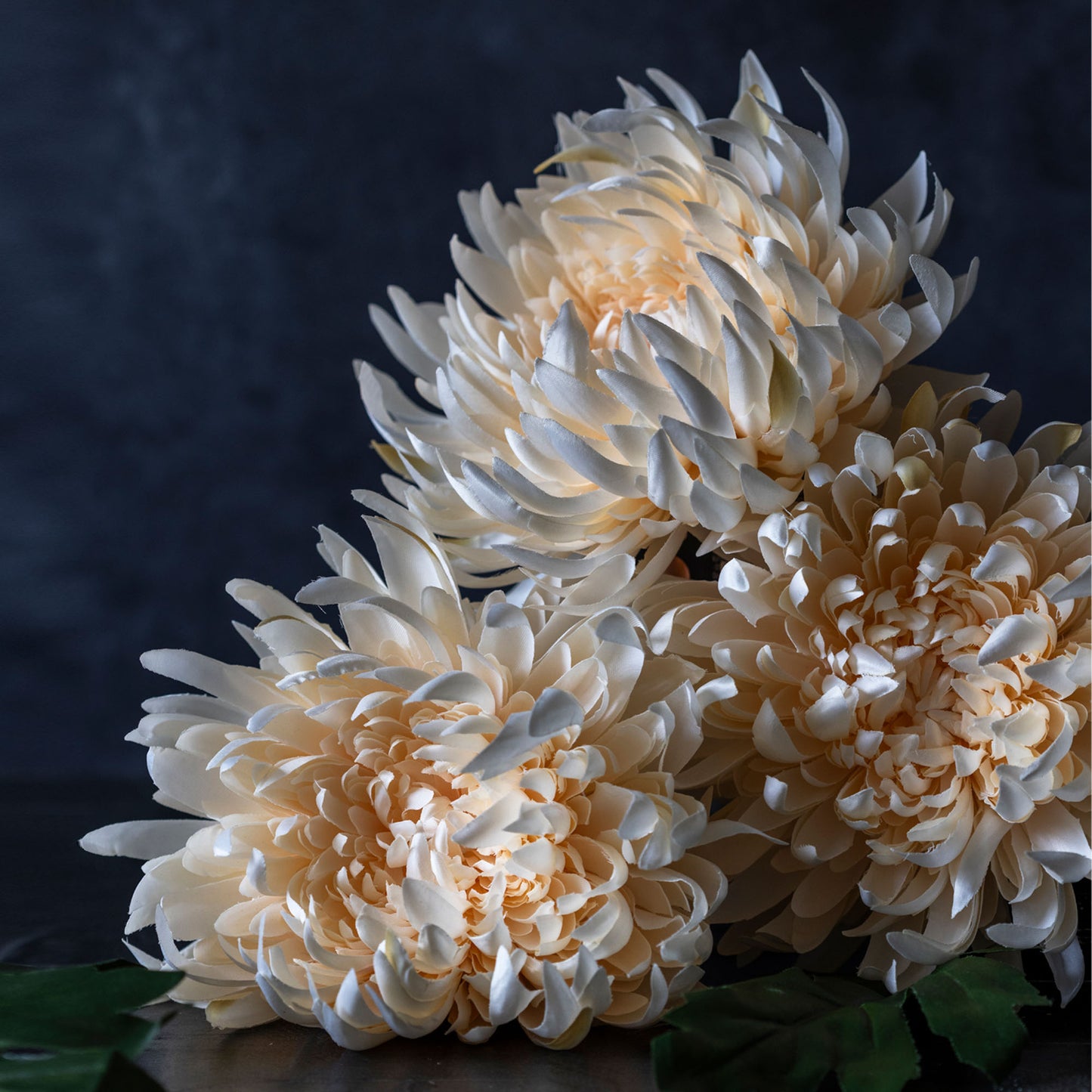 ARTIFICIAL CHRYSANTHEMUM CREAM