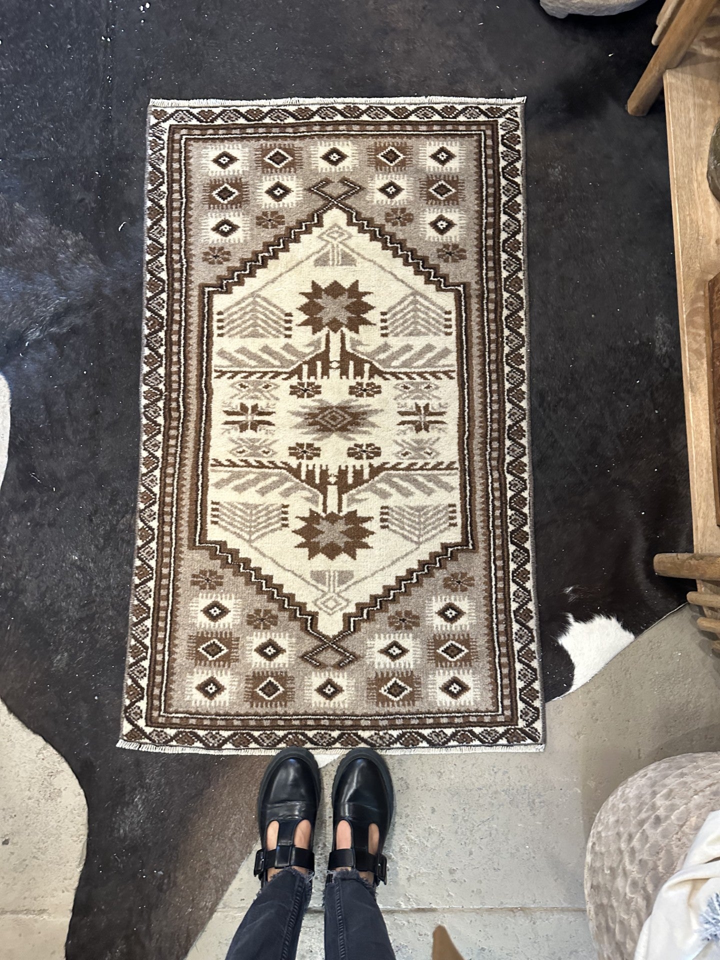 Vintage Turkish Rug- 2.3 x 3.9