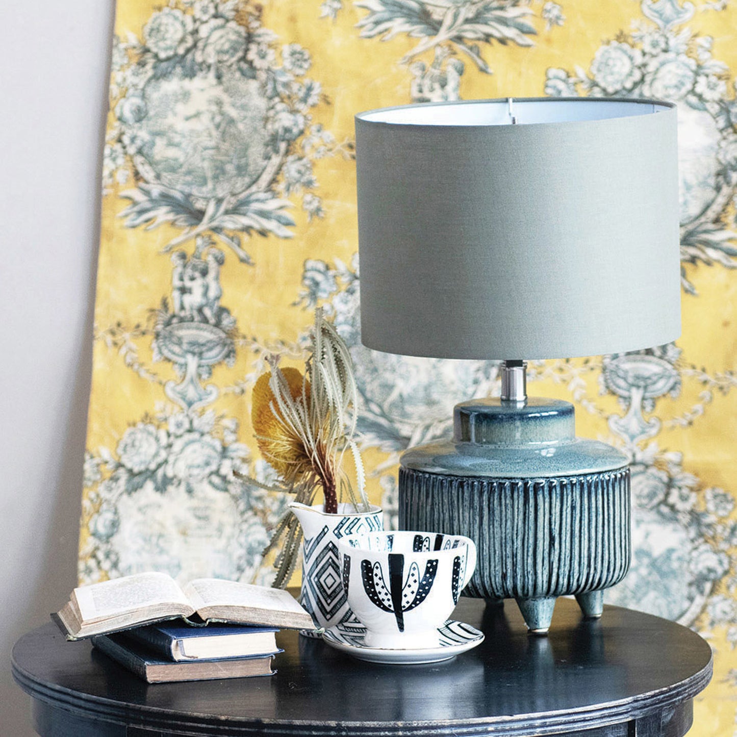 Stoneware Footed Table Lamp with Linen Shade